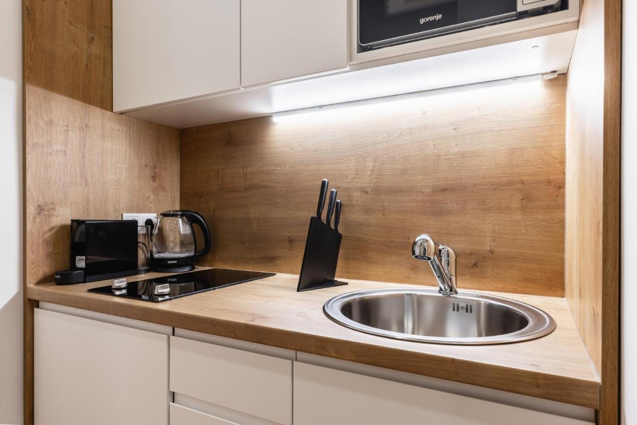 Classy And Elegant Apartments In A Calm Area Vienna Esterno foto