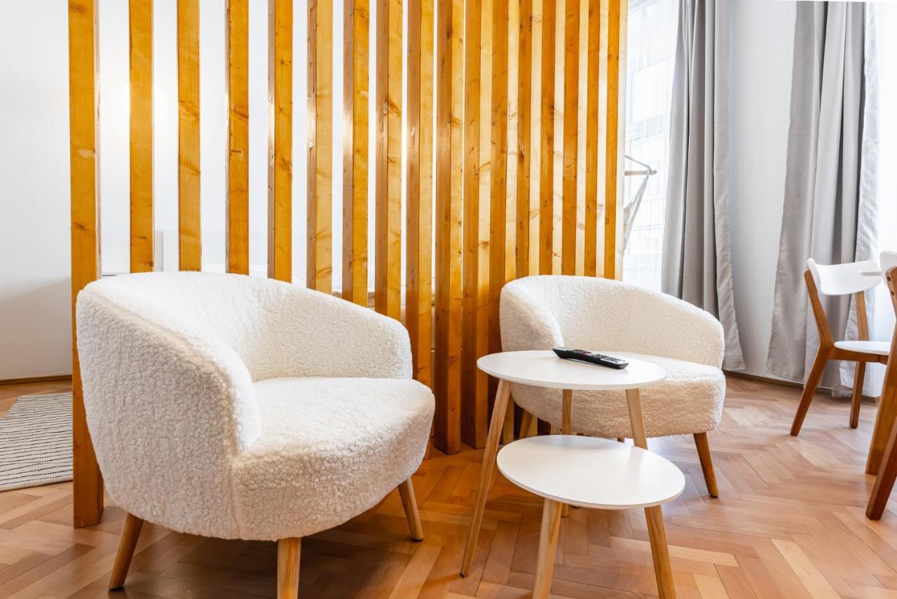 Classy And Elegant Apartments In A Calm Area Vienna Esterno foto