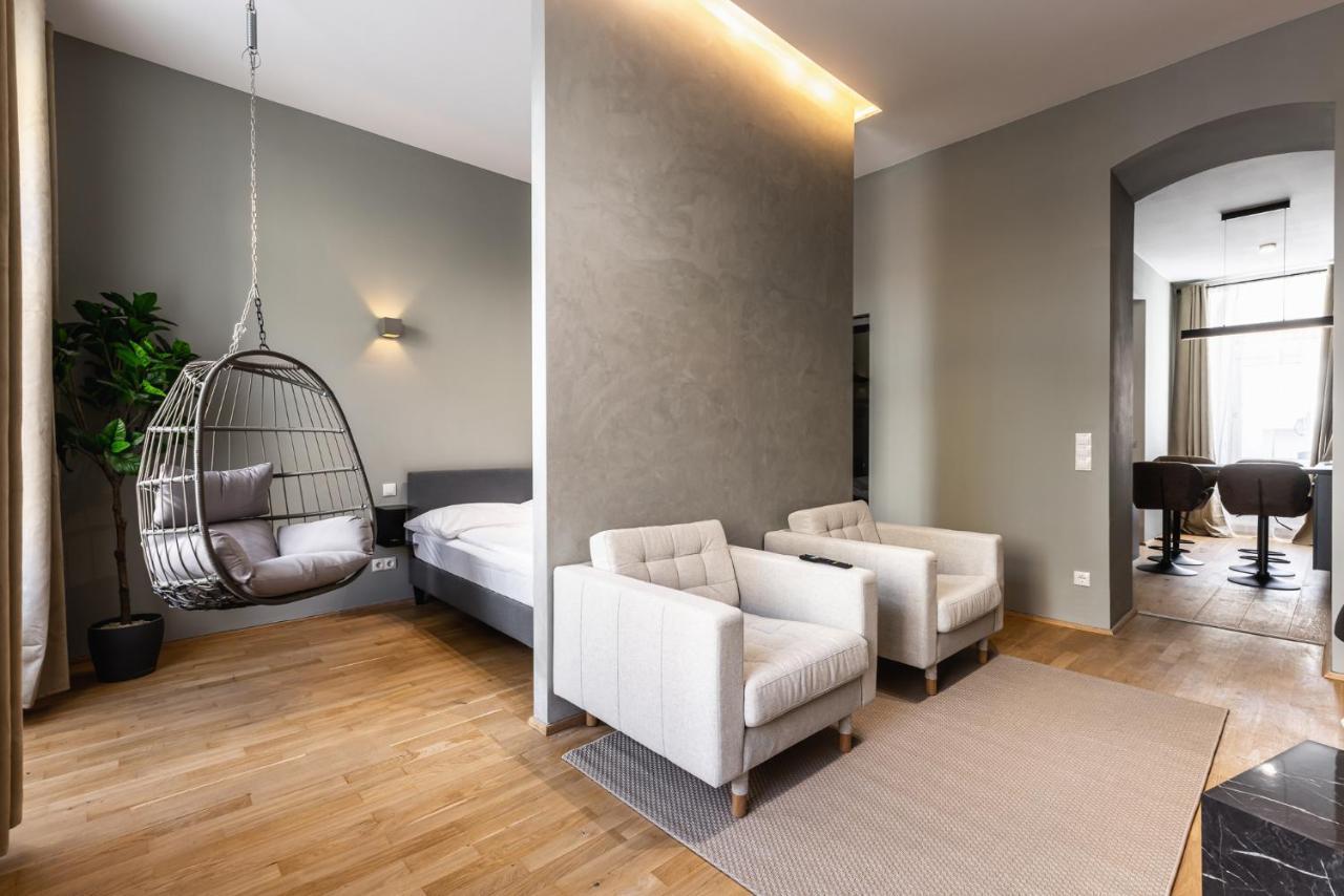 Classy And Elegant Apartments In A Calm Area Vienna Esterno foto